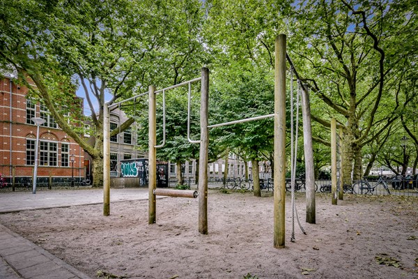 Medium property photo - Van Oldenbarneveldtplein, 1052 JL Amsterdam
